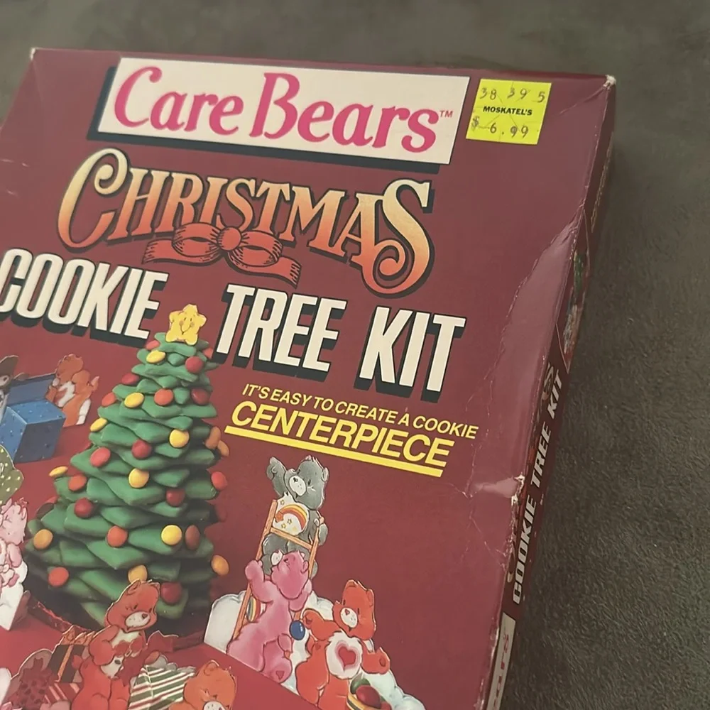 Wilton *VINTAGE* *SEALED* Care Bears Christmas Cookie Tree Kit